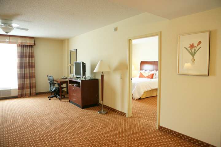 Hilton Garden Inn Harrisburg East Room photo